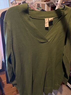 Verve Ami Olive Green V-Neck Sweater Women's Size L